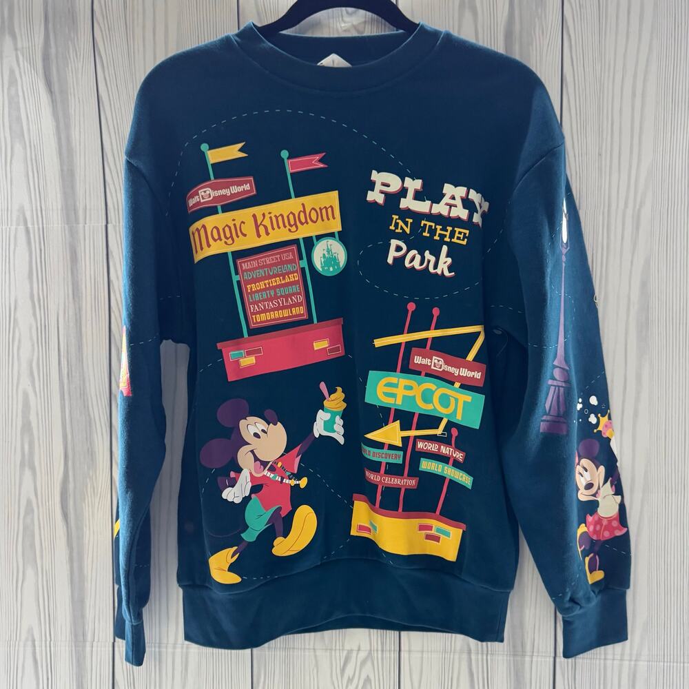 2024 Disney World  Mickey Goofy Donald Play In The Park 4 Parks Sweatshirt  XS